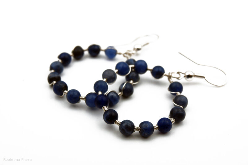 Boucles d'oreilles perles Sodalite fil plaqué argent