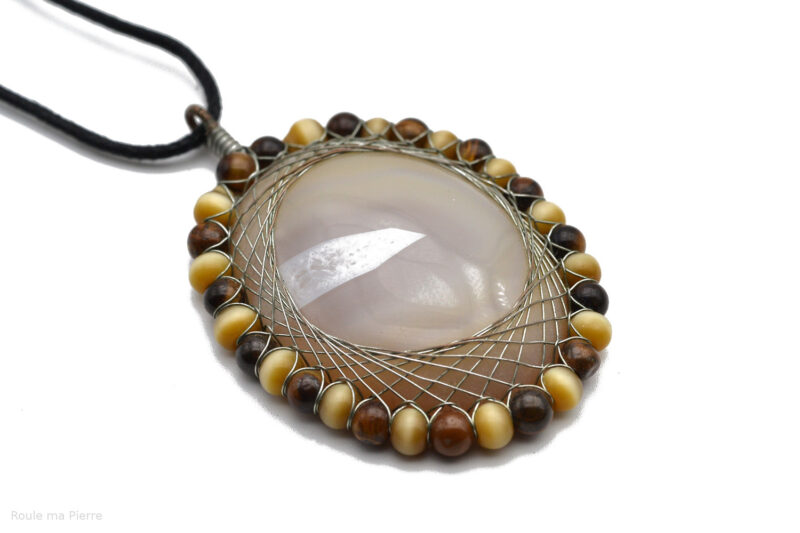 Pendentif Agate et perles oeil de tigre et oeil de chat