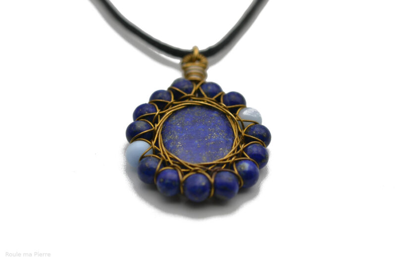 pendentif lapis lazuli perles lapis et oeil de chat