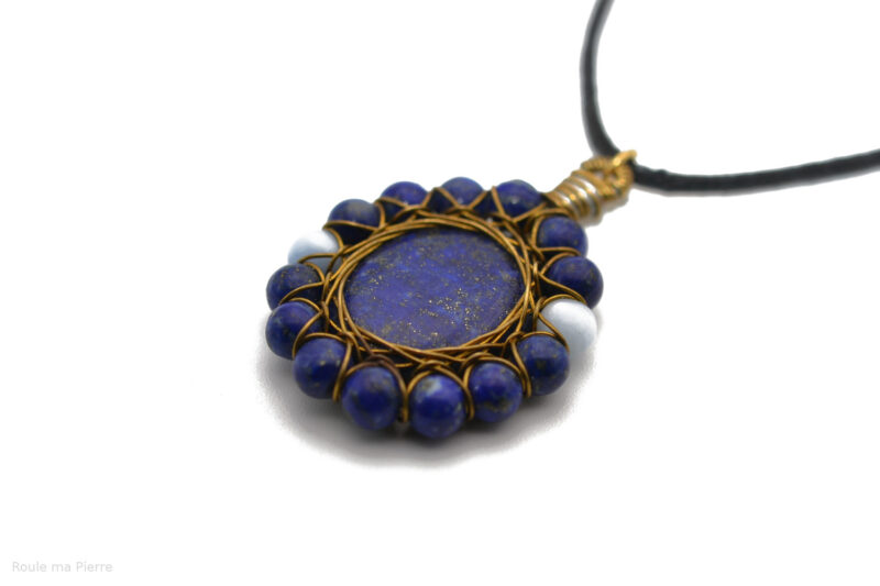 pendentif lapis lazuli perles lapis et oeil de chat